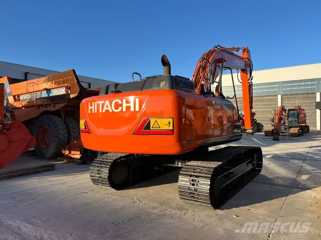 Hitachi ZX 210 LC-7 Pelle sur chenilles