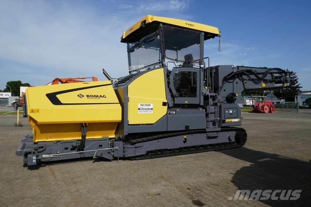 Bomag BMF 2500 M Convoyeur d´aliments