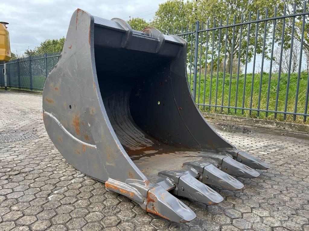 Volvo EC355 Bucket Godet