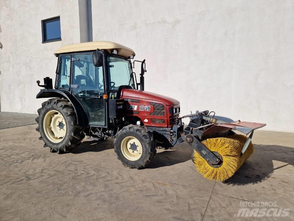 TYM T431 P569 Tracteur