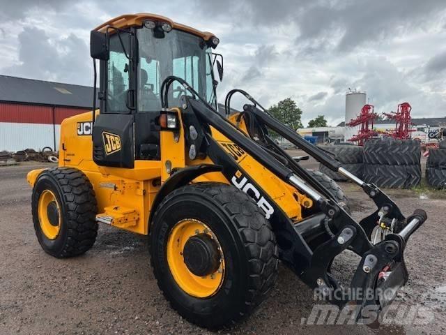 JCB 416 HT Chargeuse sur pneus