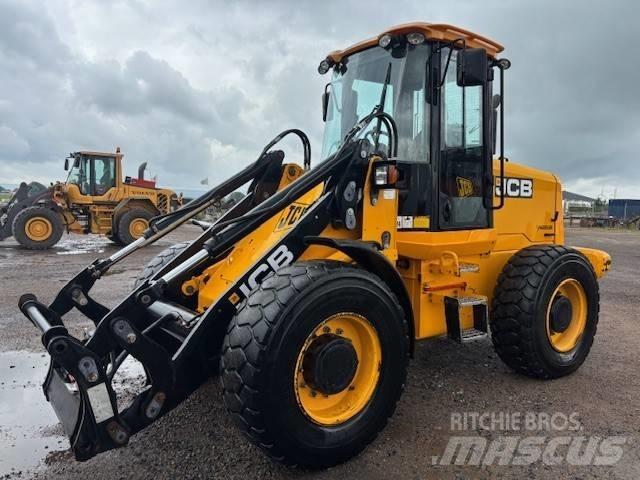 JCB 416 HT Chargeuse sur pneus