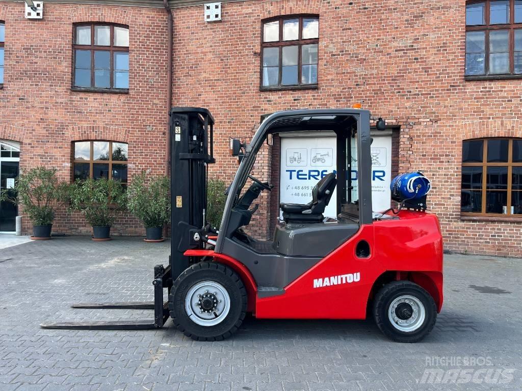 Manitou MI 40 G Chariots GPL