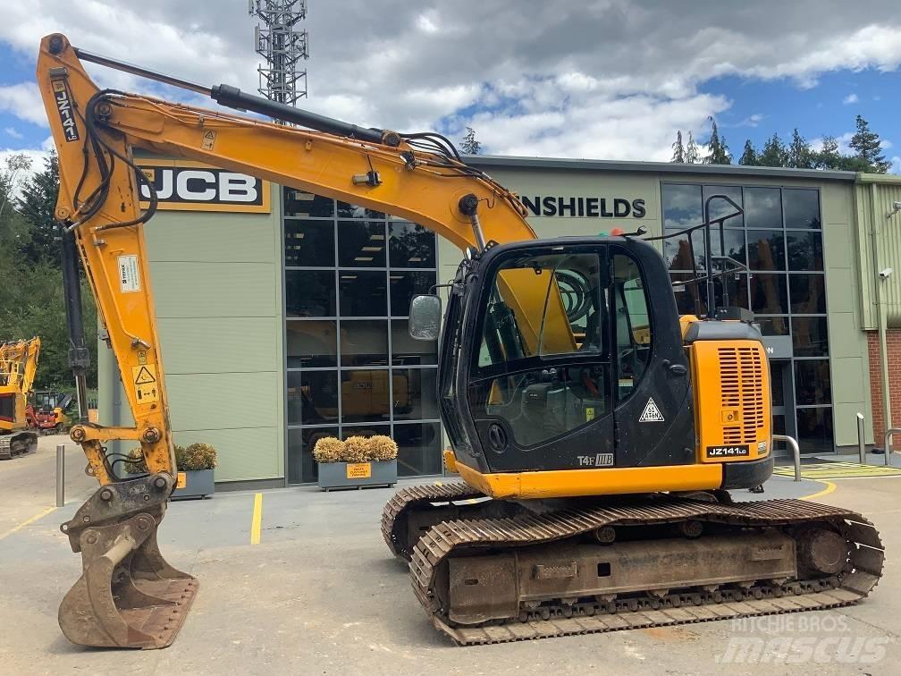 JCB JZ 141 LC Pelle sur chenilles