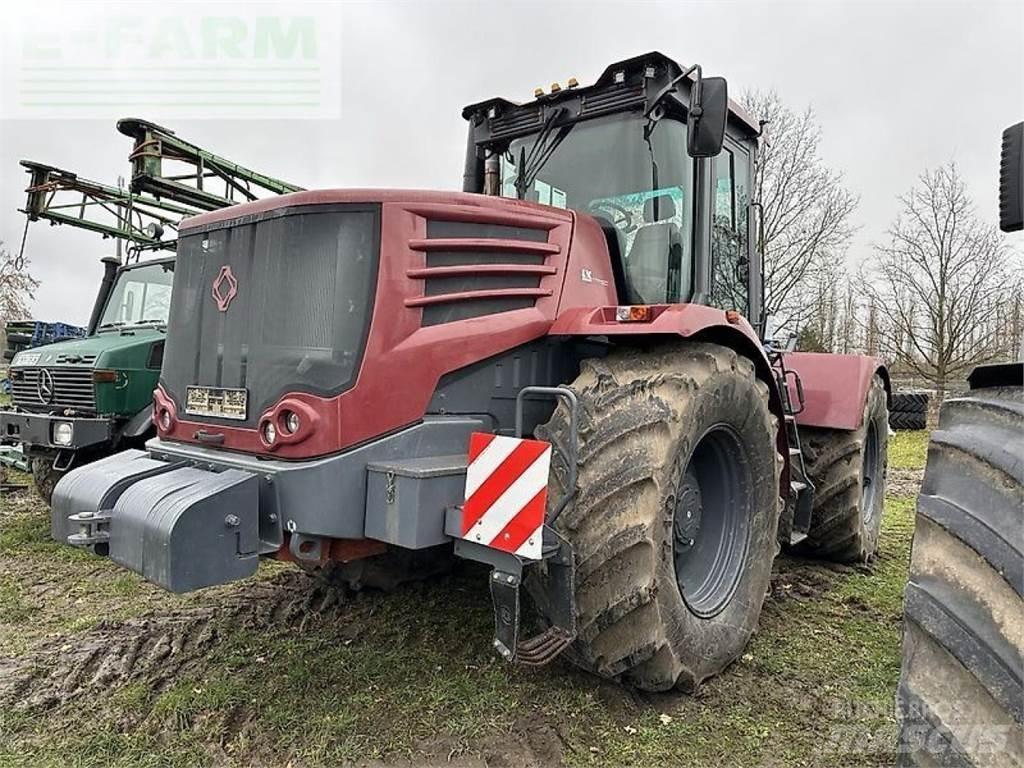 Kirovets k-743 Tracteur
