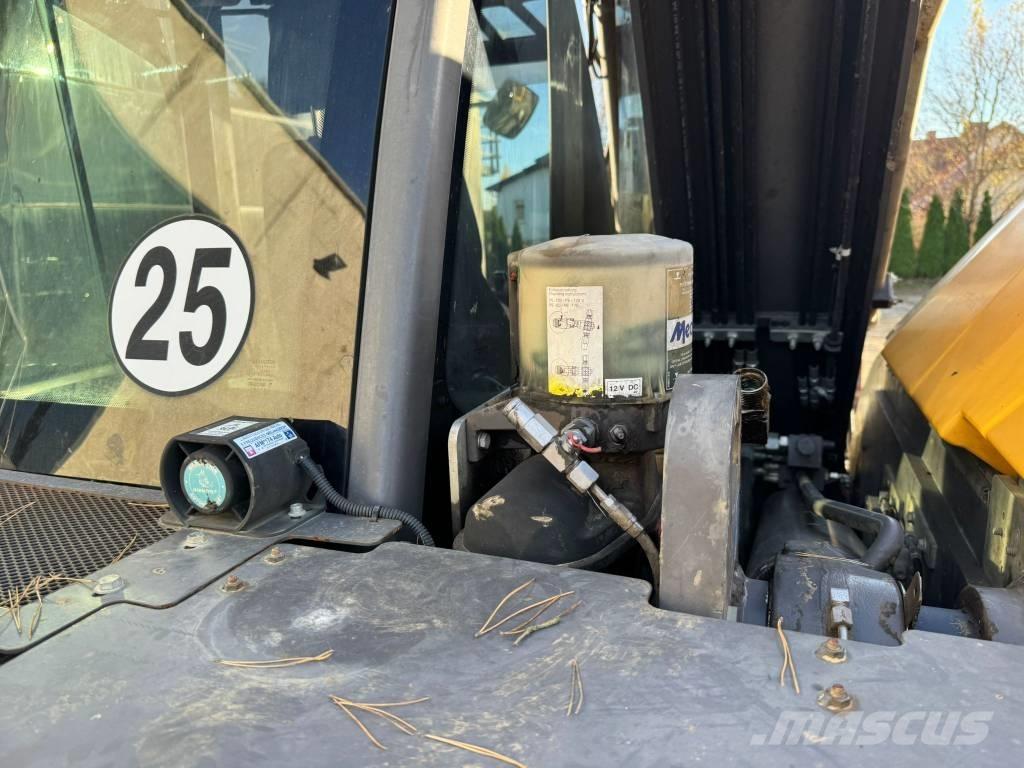 Mecalac 15 MWR Pelle sur pneus