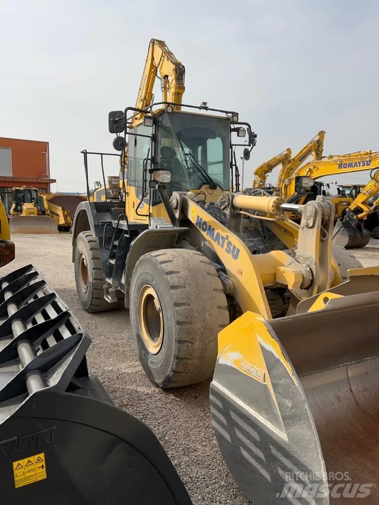 Komatsu WA 380-8 Chargeuse sur pneus