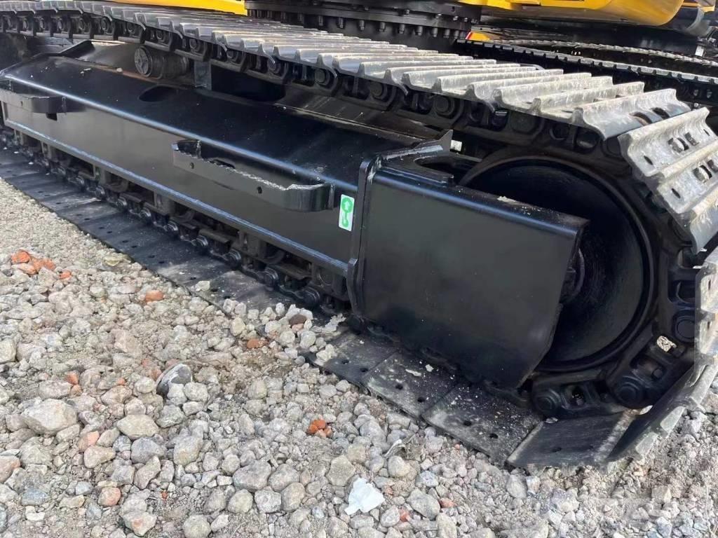 CAT 313 Pelle sur chenilles