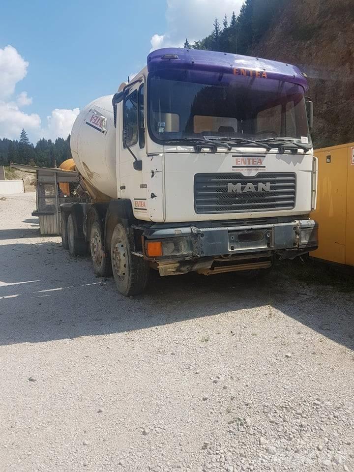 MAN T45 P X N 1 L Bétonnière