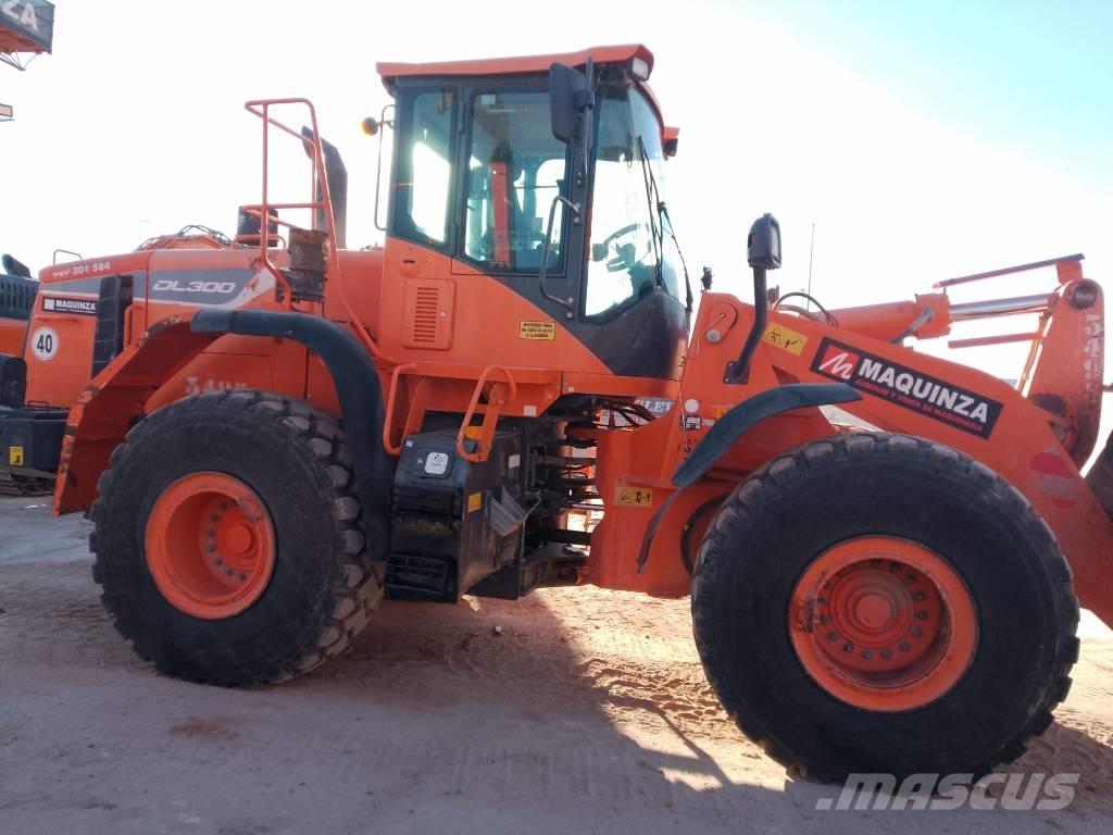 Doosan DL 300-5 Chargeuse sur pneus