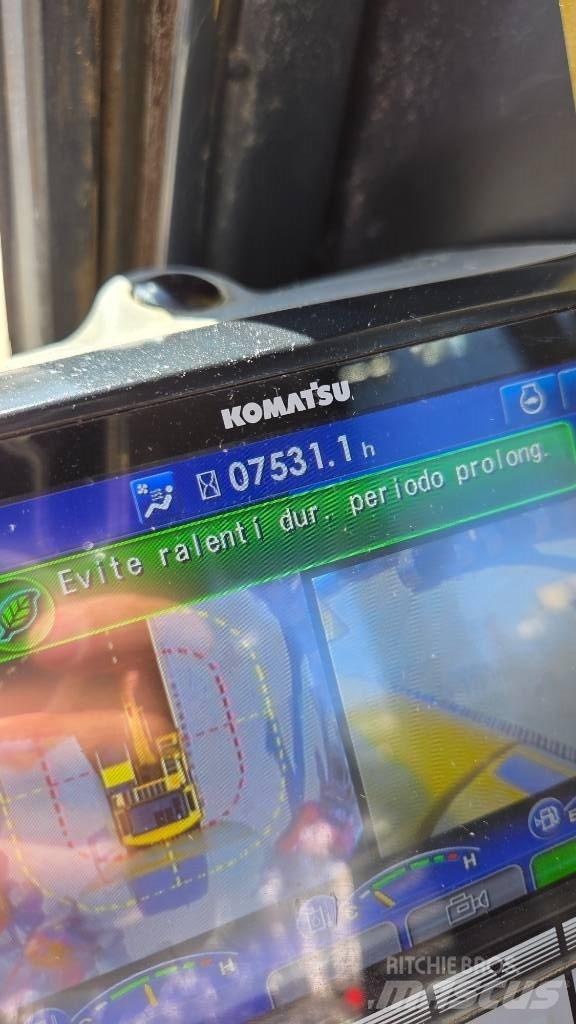 Komatsu PC 210 LC-11 Pelle sur chenilles