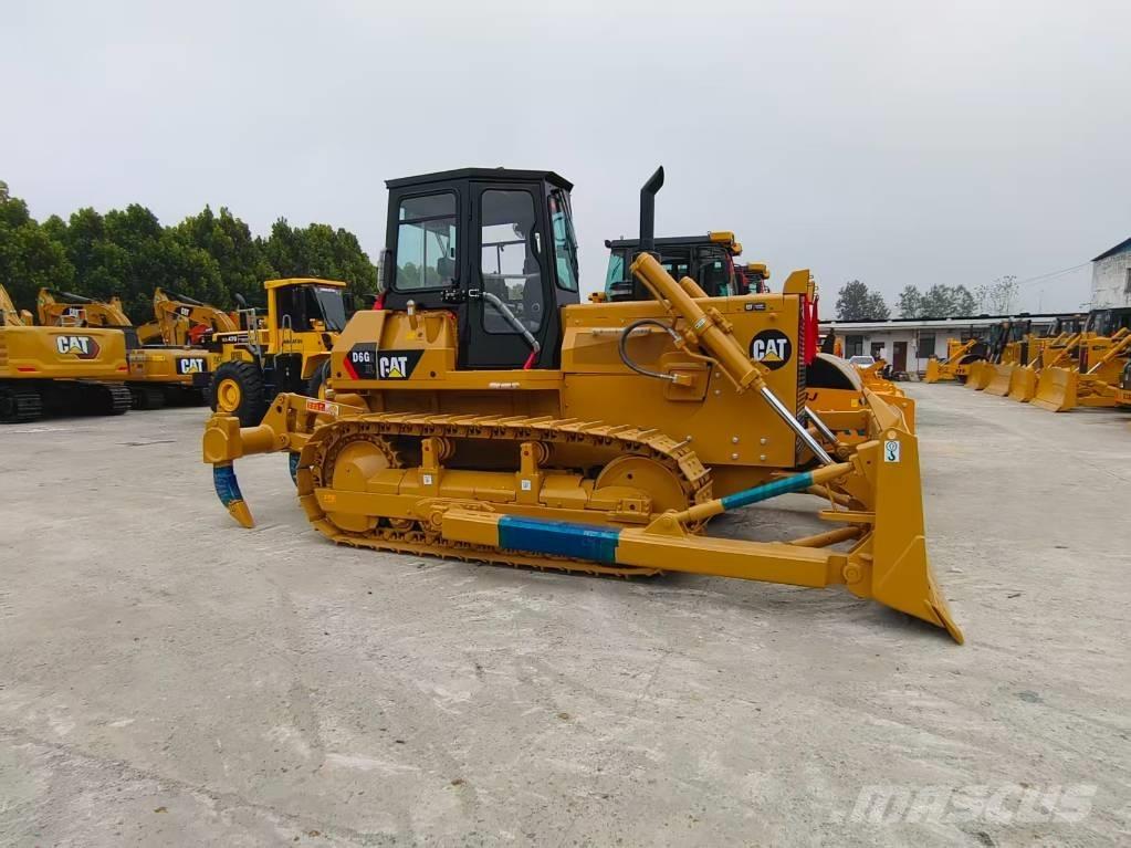 CAT D6G Bouteurs sur chenilles