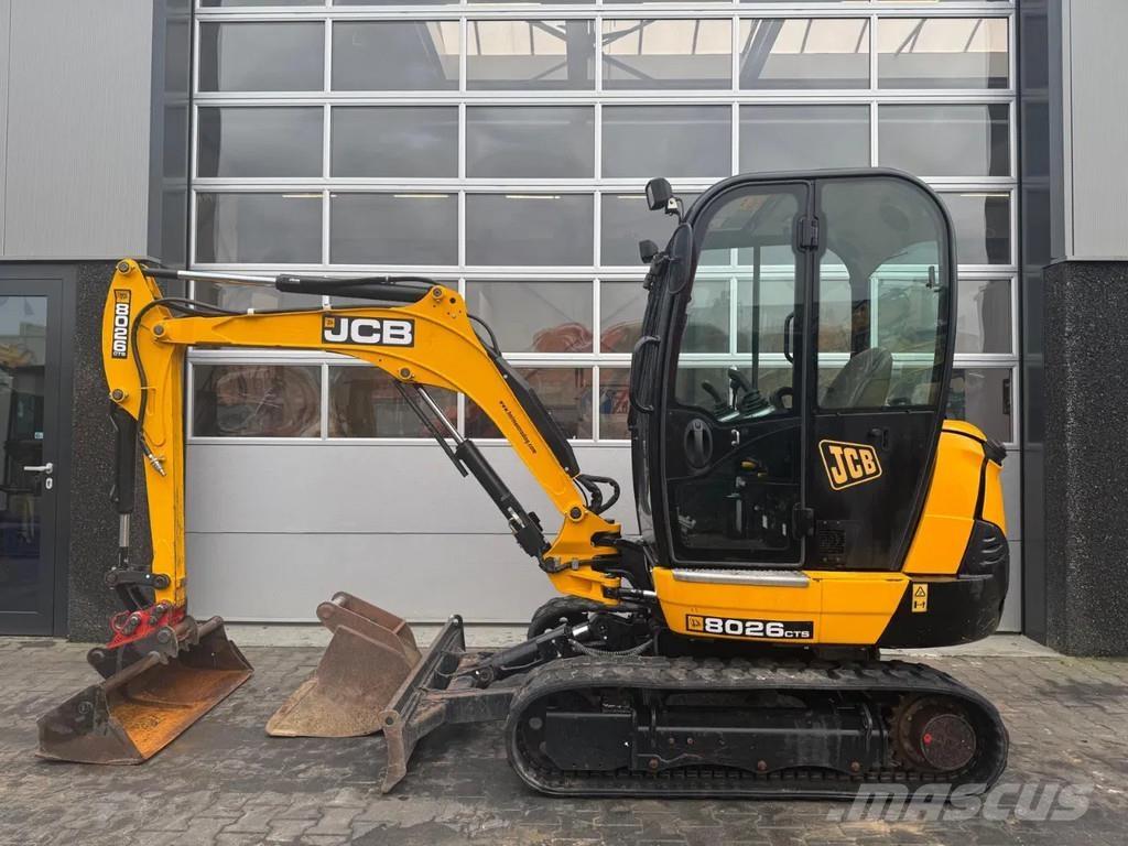 JCB 8026CTS Mini pelle < 7t