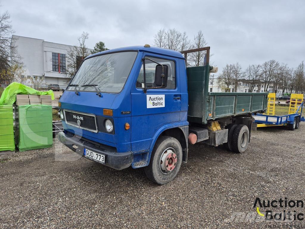 MAN 8.136 Camion plateau