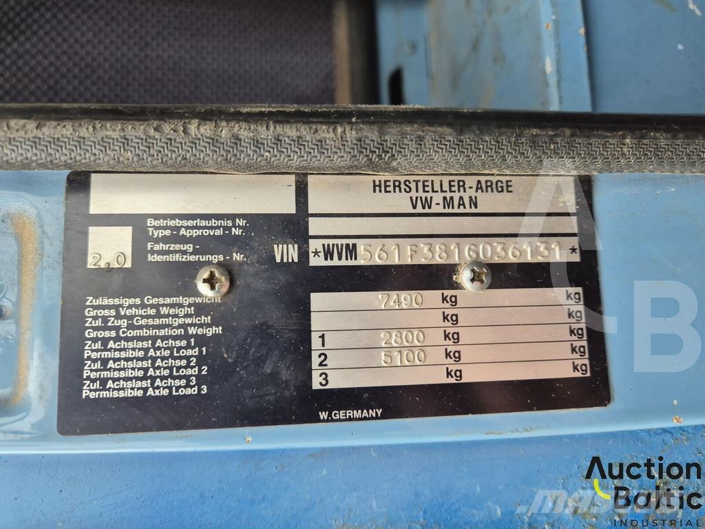 MAN 8.136 Camion plateau