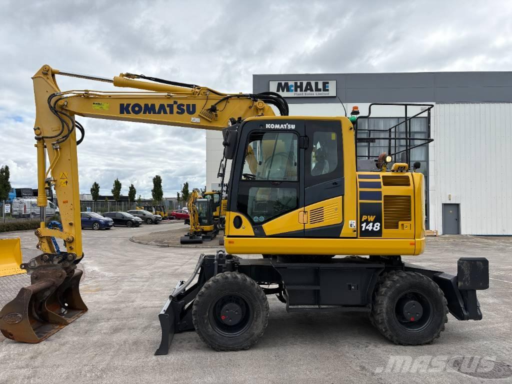 Komatsu PW148-11 Pelle sur pneus