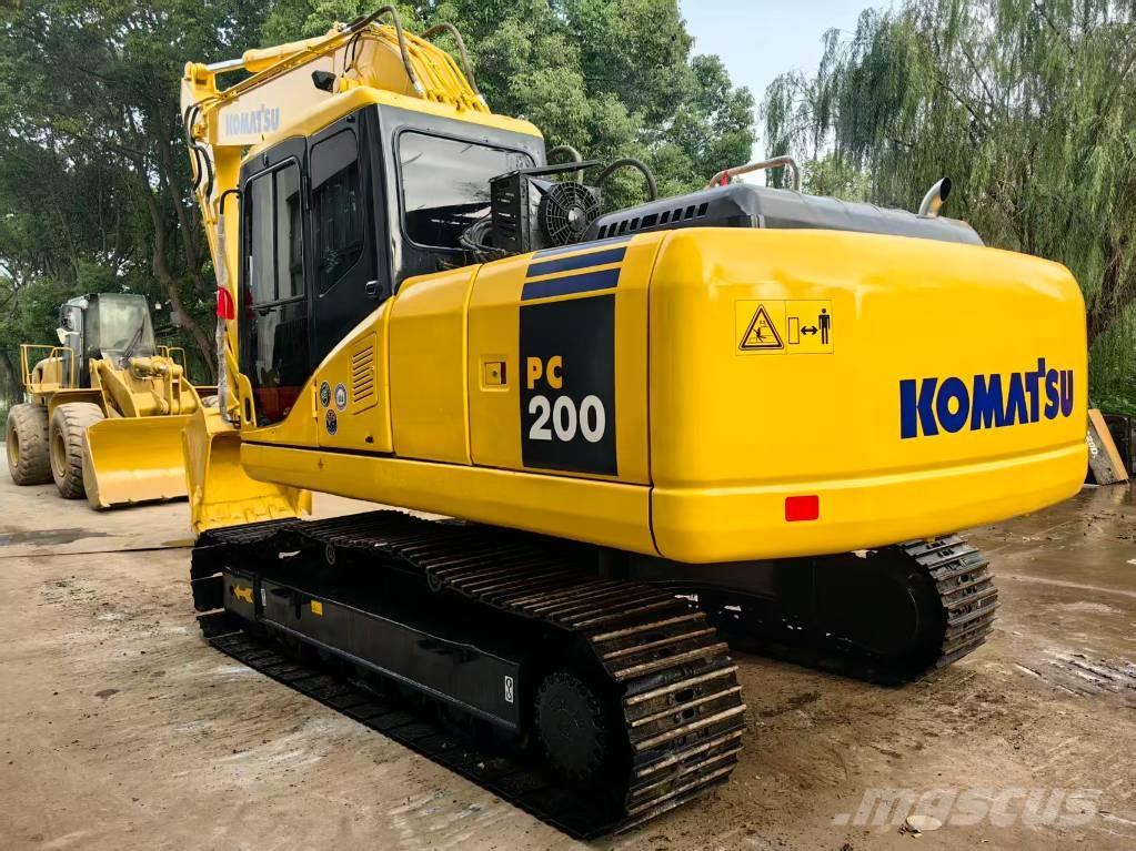 Komatsu PC 200-7 Pelle sur chenilles