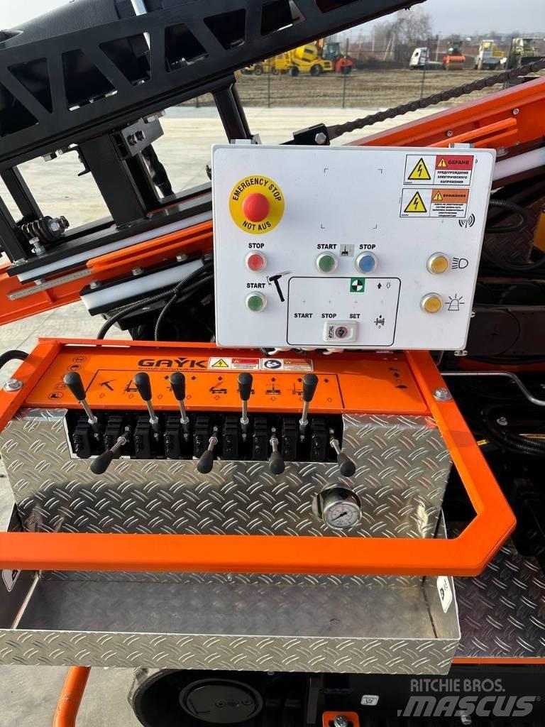  Gayk HRE 3000 Enfonce pieu hydraulique