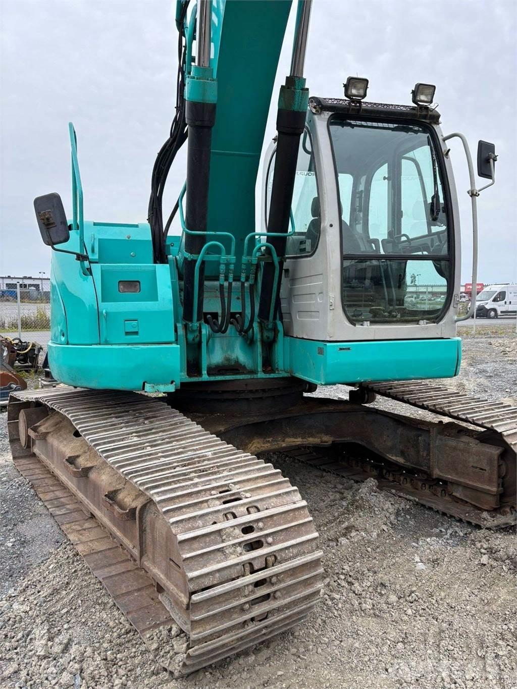 Kobelco SK235SR Pelle sur chenilles
