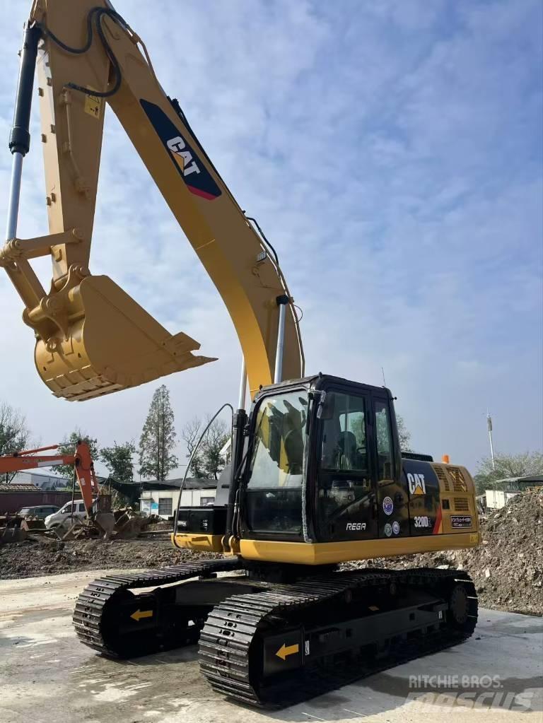 CAT 320 D Pelle sur chenilles