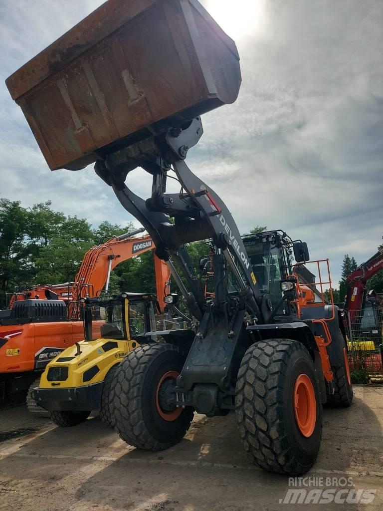 Develon DL 420 CVT-7 Chargeuse sur pneus