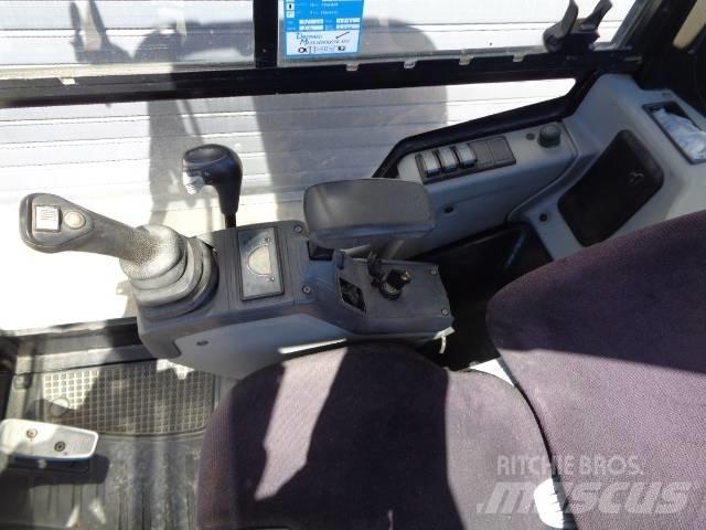 CAT 301.7 D Mini pelle < 7t