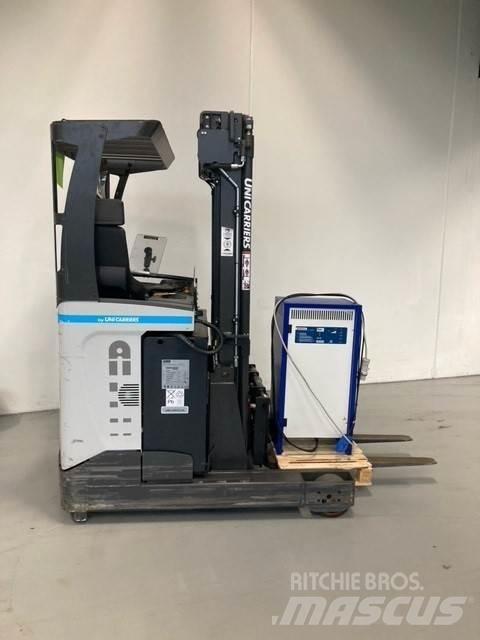 Atlet UMS160 Chariot à mât rétractable
