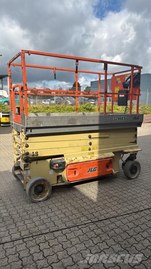 JLG 3246 ES Nacelle ciseaux