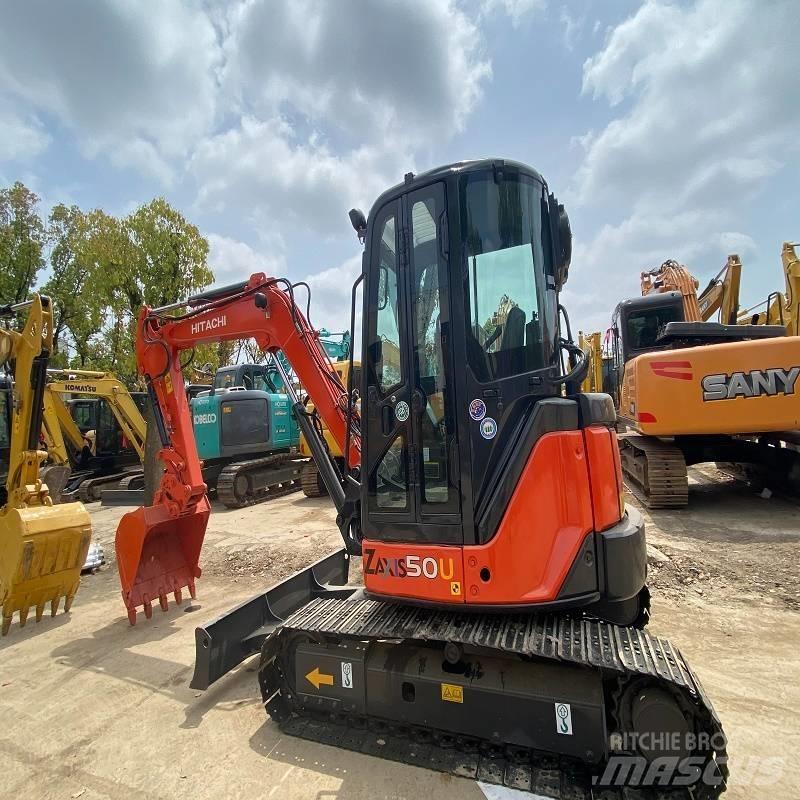 Hitachi ZX 50 U Mini pelle < 7t