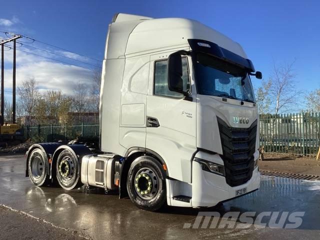 Iveco S-Way 490 Tracteur routier