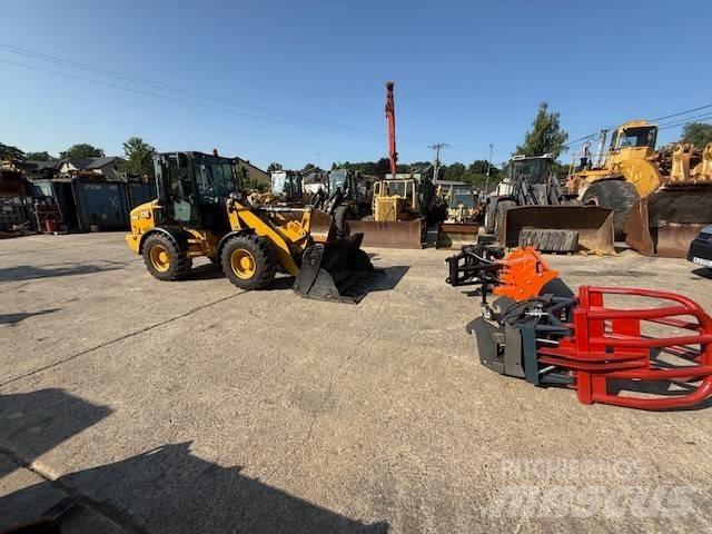 CAT 908 M - 40 Km/H Chargeuse sur pneus