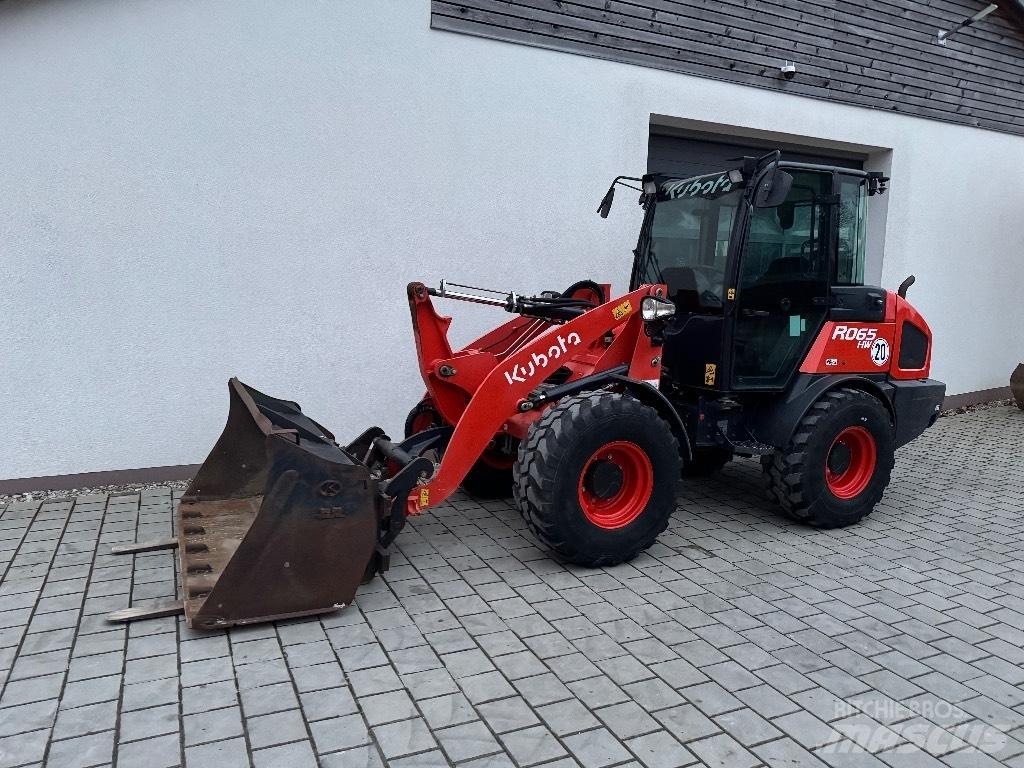 Kubota R 065 Chargeuse sur pneus