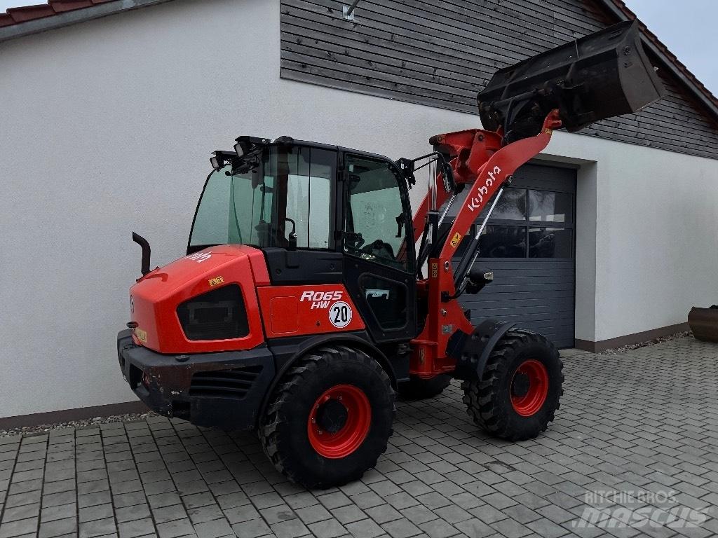 Kubota R 065 Chargeuse sur pneus