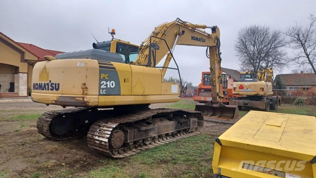 Komatsu PC 210 Pelle sur chenilles