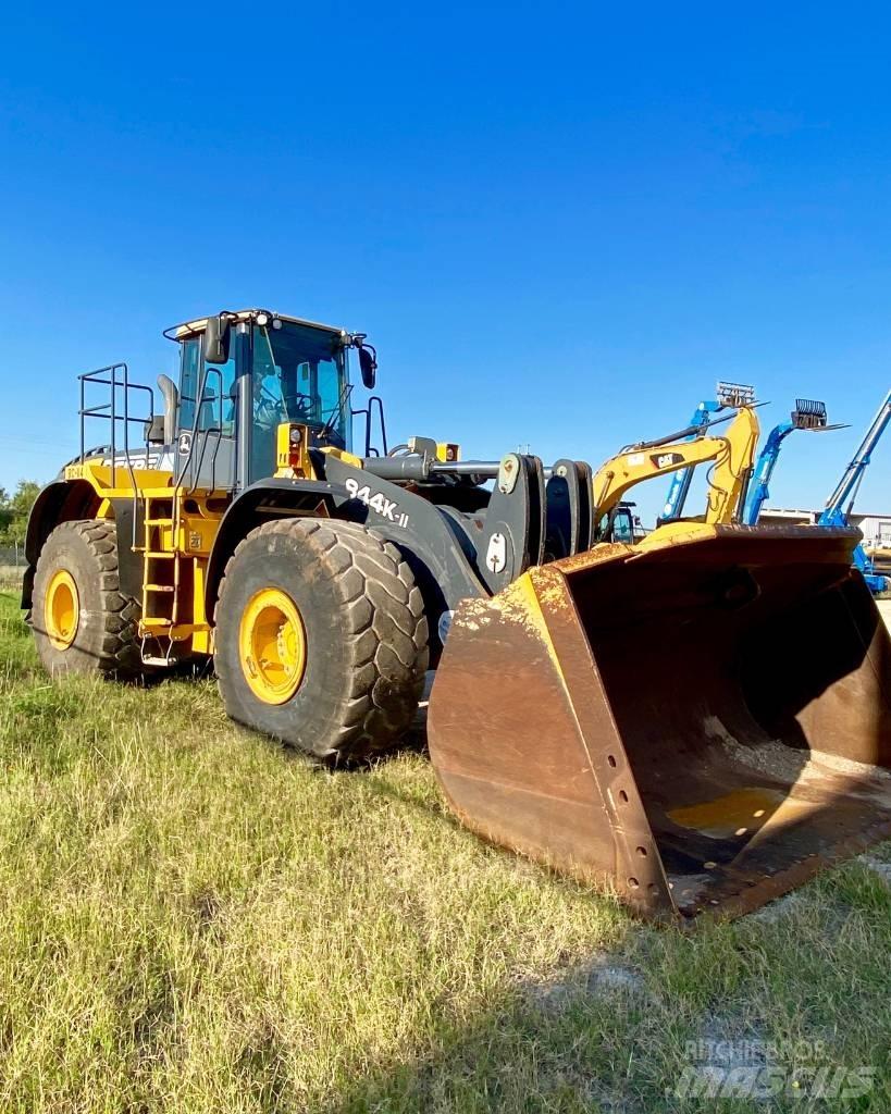 John Deere 844 K Chargeuse sur pneus