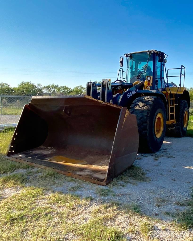 John Deere 844 K Chargeuse sur pneus