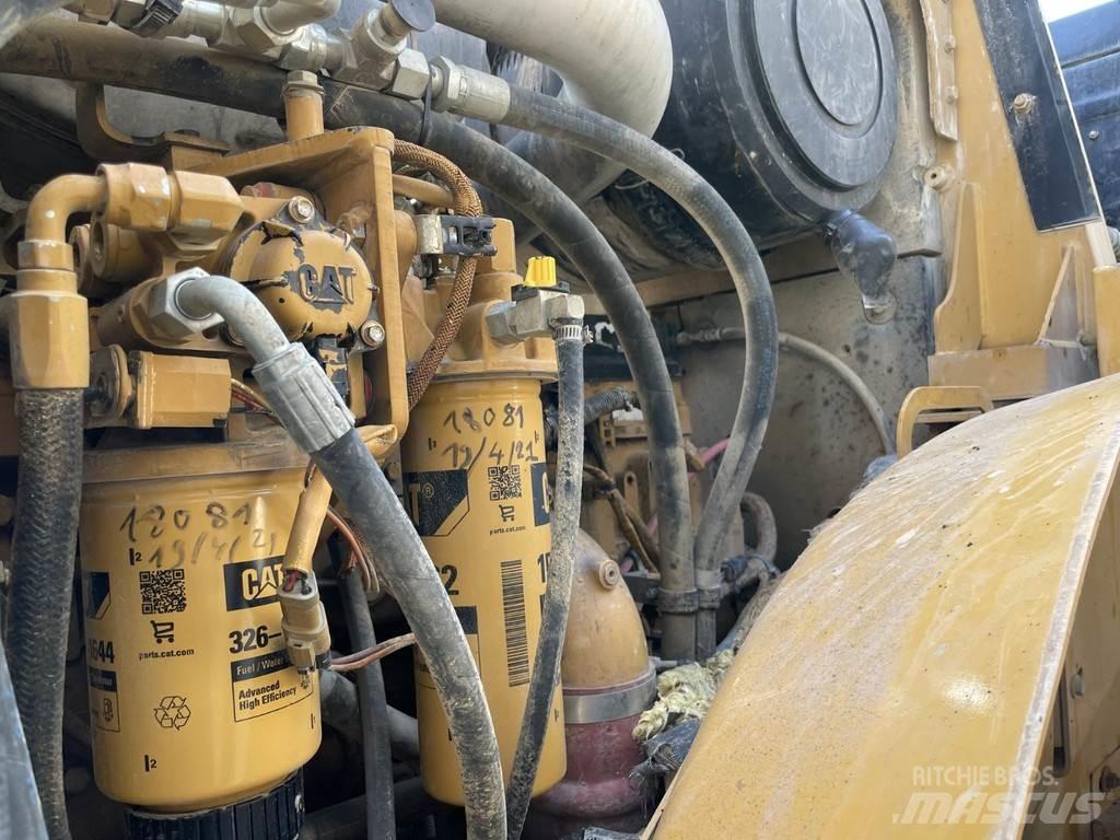 CAT 966H Chargeuse sur pneus