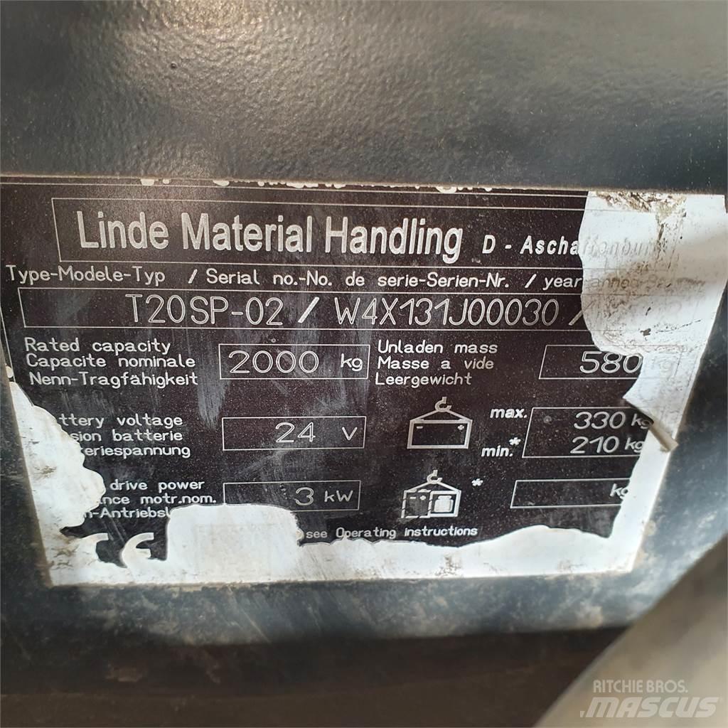Linde T20SP kurz Transpalette accompagnant