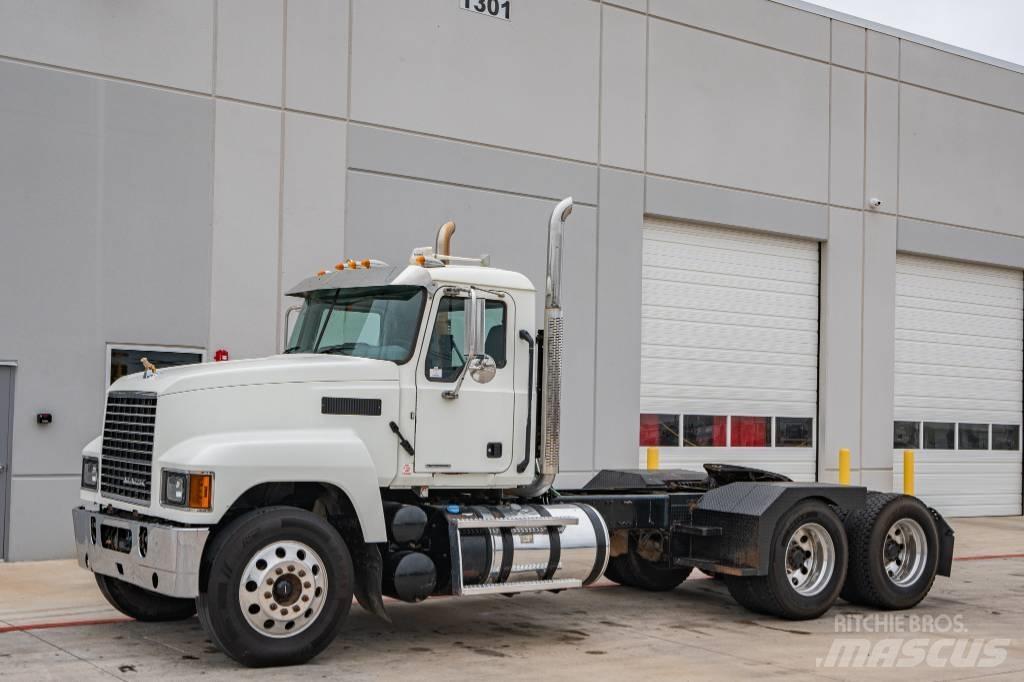 Mack Pinnacle Tracteur routier