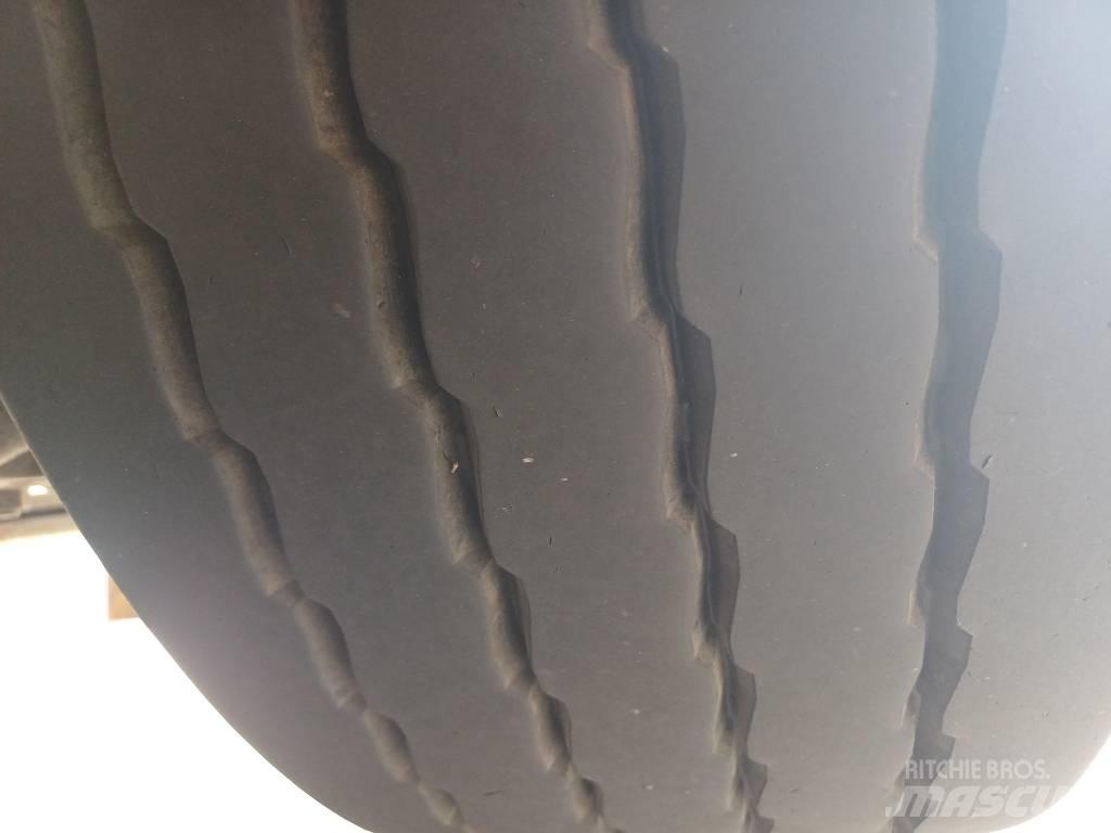 Scania P 370 Camion ampliroll