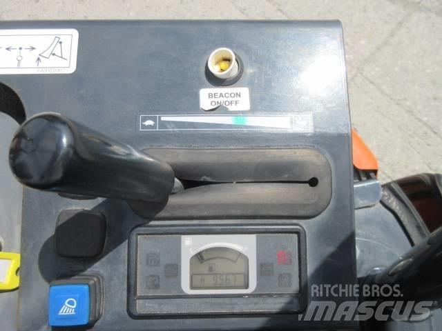 Hitachi ZX19 U-6 Mini pelle < 7t