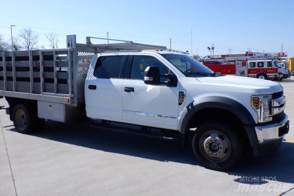 Ford F 550 XLT SD Camion plateau