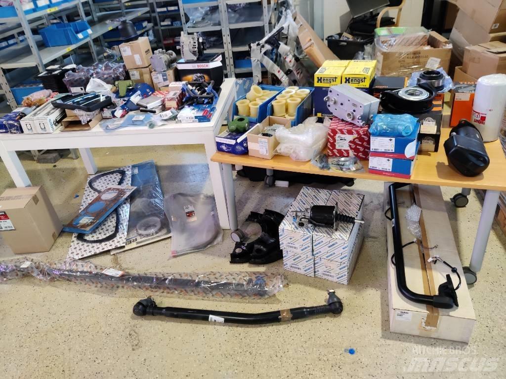 DAF 95 PARTS Châssis et suspension