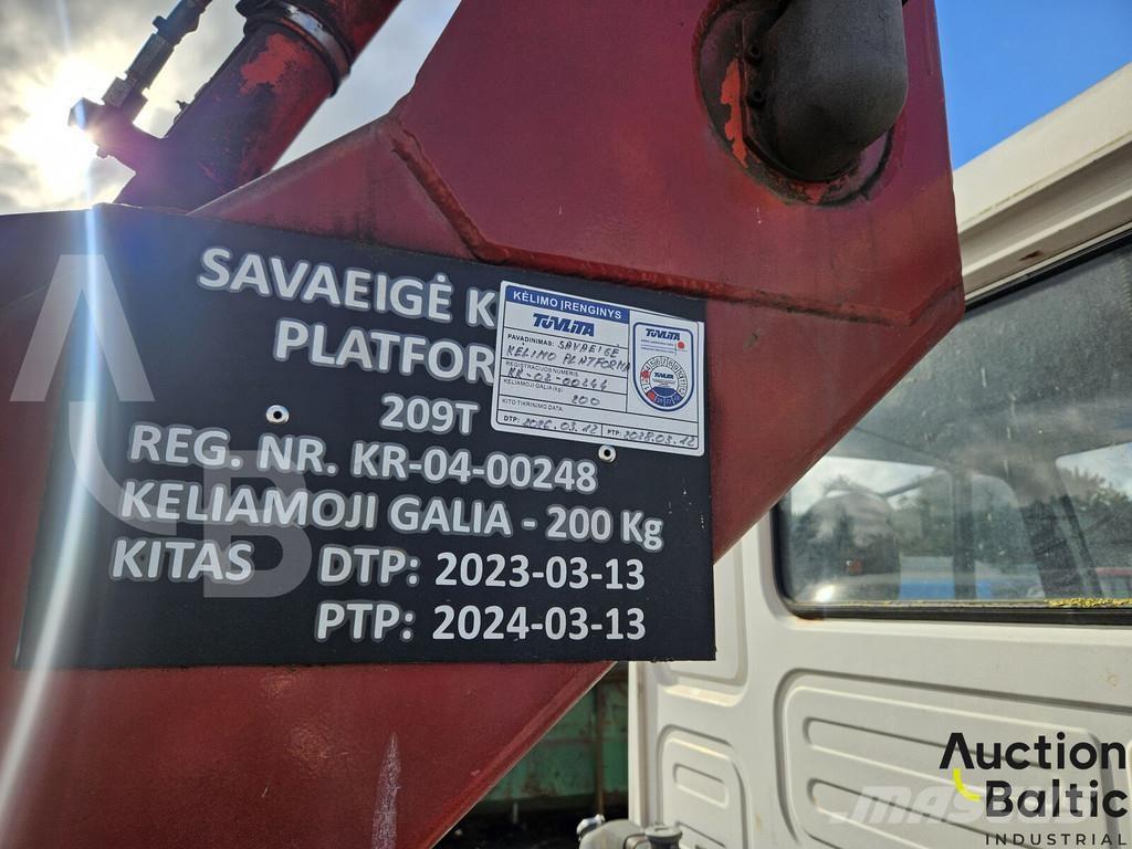 MAN 8.103 Camion nacelle