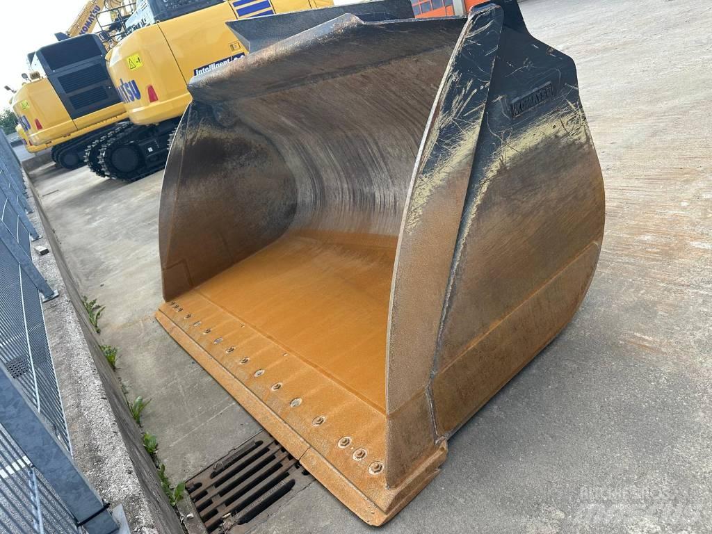 Komatsu Schaufel Godet