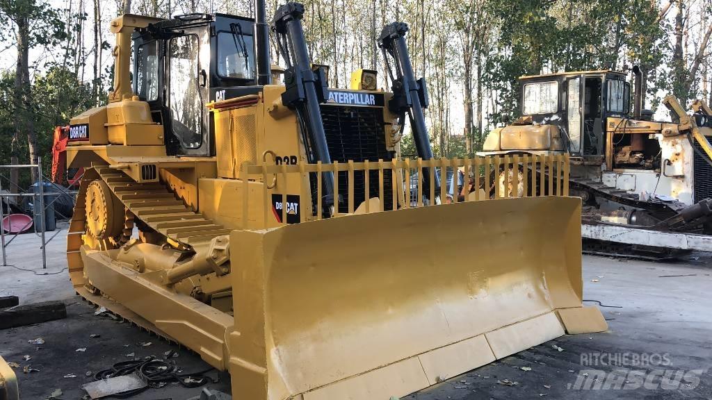 CAT D8R Bouteurs sur chenilles