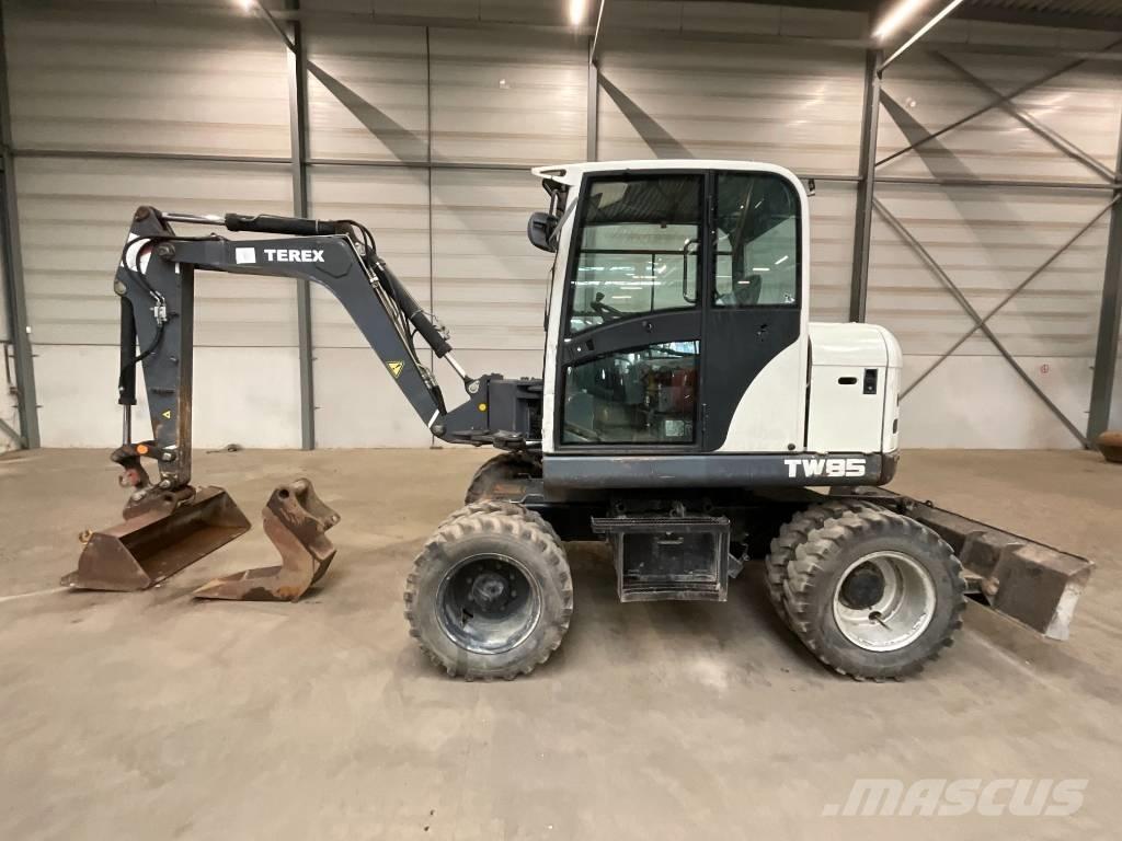 Terex TW 85 Pelle sur pneus