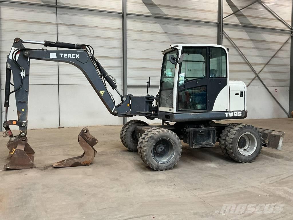 Terex TW 85 Pelle sur pneus