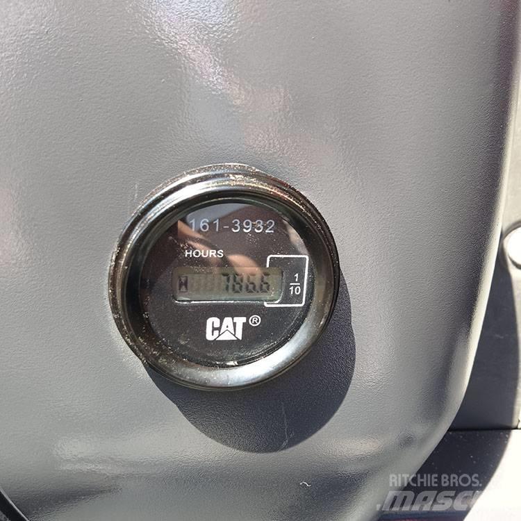 CAT 312 D Pelle sur chenilles