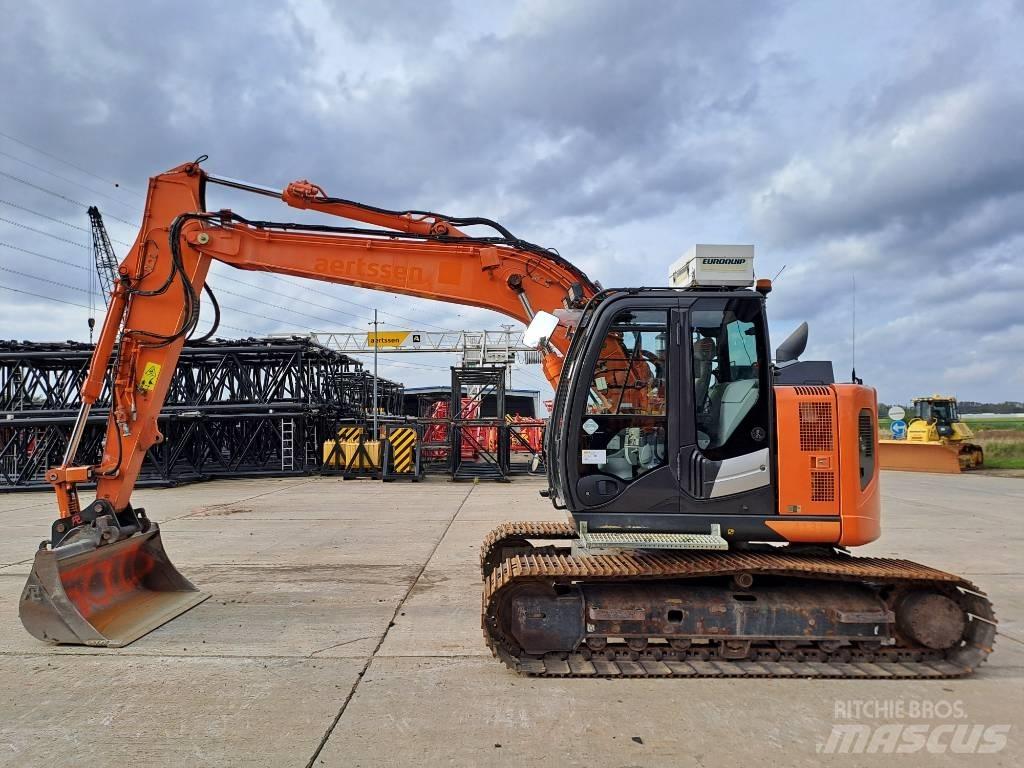 Hitachi ZX135US-6 Pelle sur chenilles